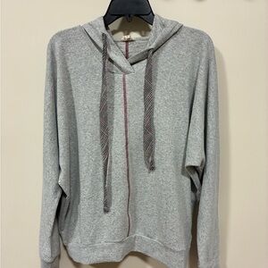 Hem & Thread long sleeve top S/M